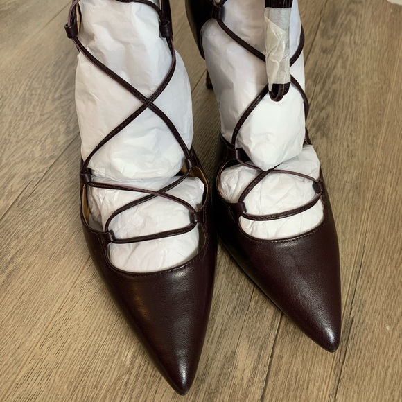 🆕Banana Republic Dakota Plum Lace Up Pumps Size 8 - Picture 5 of 9